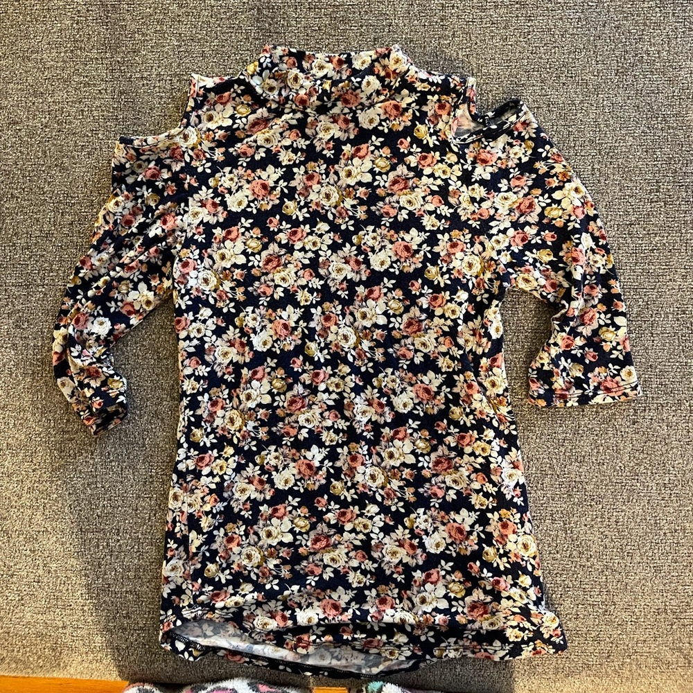 Floral shoulder cutout top